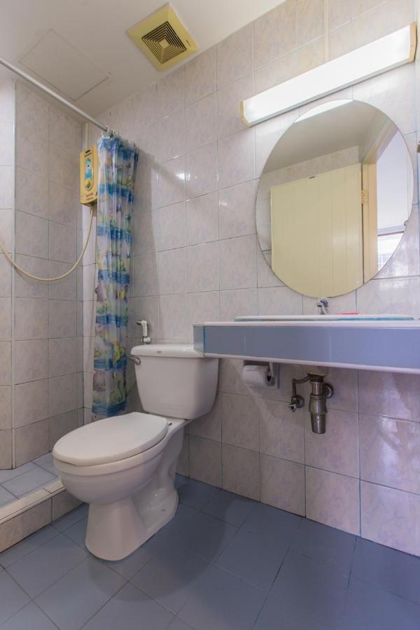 Phuket Chongko Guesthouse מראה חיצוני תמונה